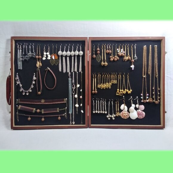 Hand Crafted Jewelry Bulk Set - Picture 1 of 1